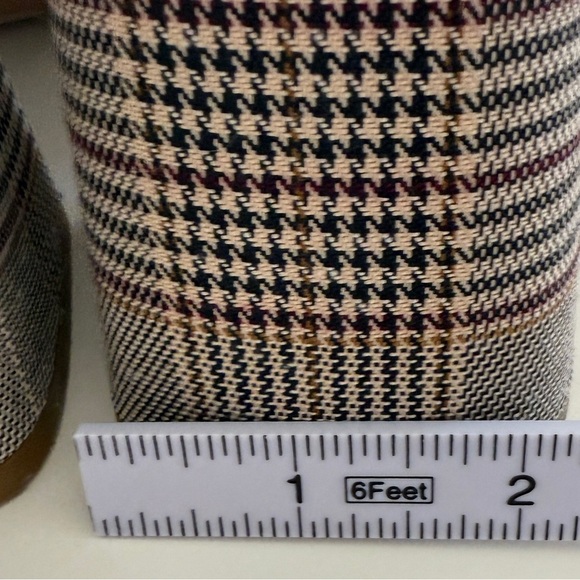 Steve Madden Mary Jane Pump Neutral Plaid Fabric Upper Chunky Heel Size 8 M - Picture 13 of 14